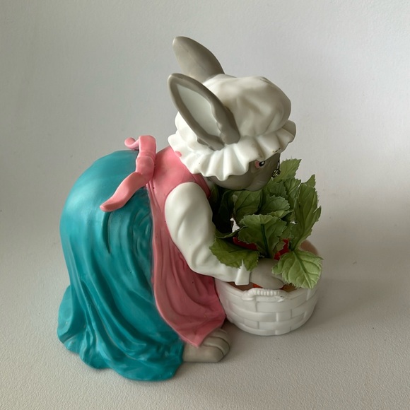 Dept 56 rabbit bunny 1988 carrot patch holding basket carrots Decor figure - Picture 2 of 6
